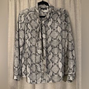 Banana Republic Snake Pattern Button Down Blouse - Gray / size M